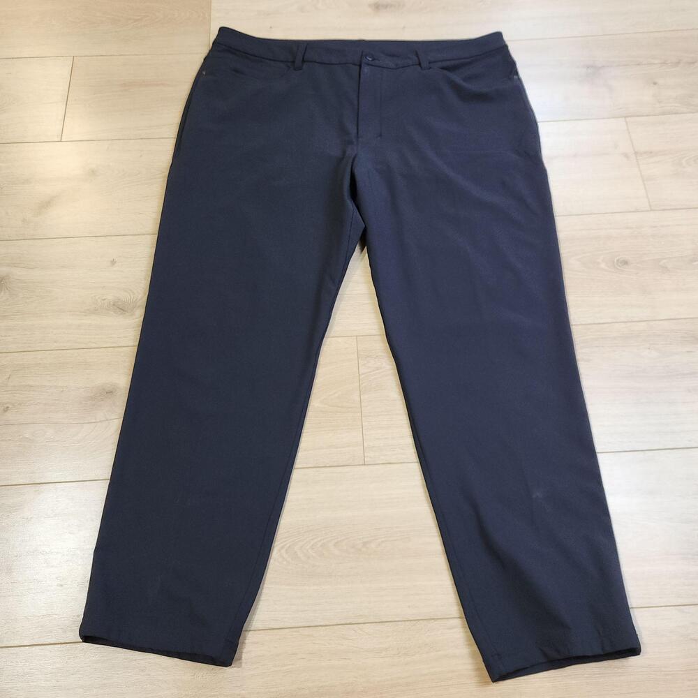 Lululemon ABC Chino Pants Mens 40x32 Black Classic Fit Stretch Travel Warpstream